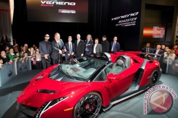 Lamborghini Venono Roadster beraudio Monster