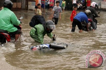 Motor mobil Suzuki kena banjir gratis jasa servis 