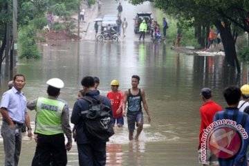 Perbaikan jalan Simatupang ditargetkan selesai lebih cepat