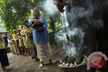 Jelang Panjang Jimat, pengunjung Keraton Cirebon mulai berdatangan