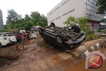 Dunia beritakan banjir besar di Manado