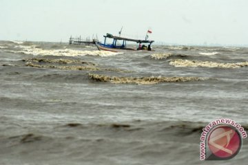 Pasang air laut Belitung 2,40 meter