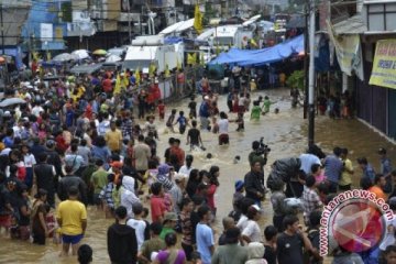 Banjir sebabkan 22.124 warga sakit di Jakarta