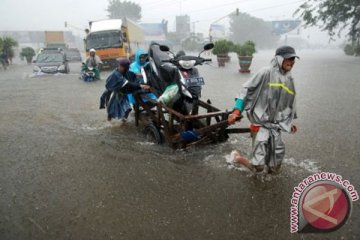 Pengusaha transportasi darat merugi Rp15 miliar/hari