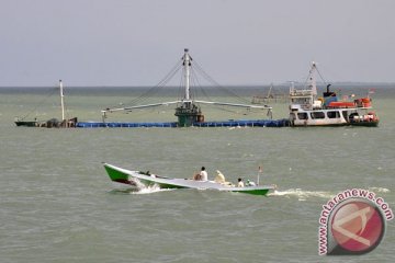 Kapal Kualatungkal- Batam tenggelam penumpang selamat