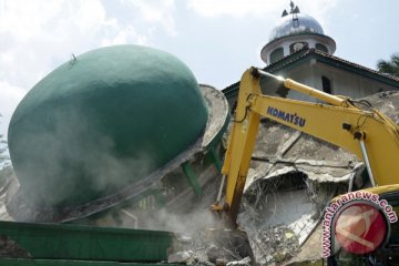 Ratusan personel TNI dikerahkan bantu korban gempa