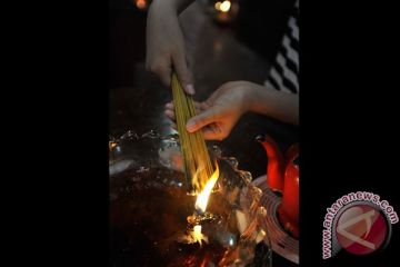 SEMBAHYANG IMLEK