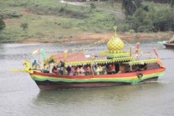 Festival Sungai Carang/Henky Mohari