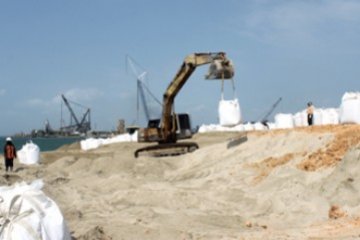 Perluasan Dermaga Batuampar/Joko Sulistyo