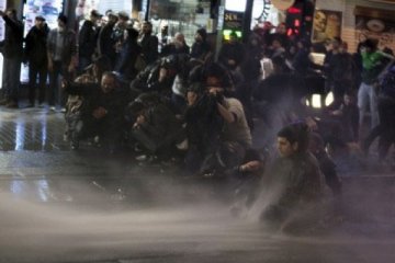 Unjuk rasa sensor Internet dibubarkan polisi Turki