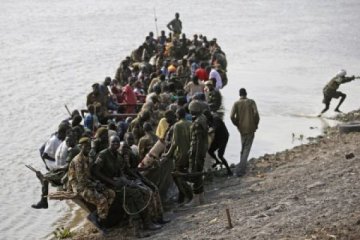 Sudan Selatan kehilangan hubungan dengan pasukannya