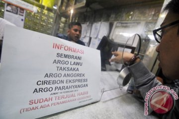 Tiket KA jarak jauh habis terjual