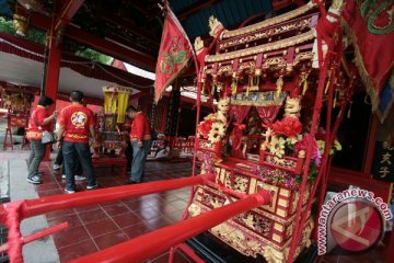 Ribuan warga Tionghoa ramaikan Cap Go Meh