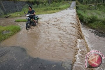 Lahar beku di Blitar jadi obyek wisata