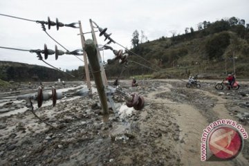 Diguyur hujan deras,  ruas jalan di Kabupaten Malang terendam banjir