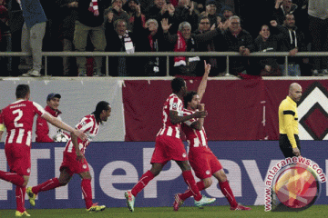 Olympiakos sementara ungguli MU 1-0