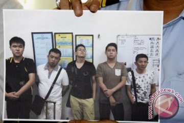 Polri masih kejar 15 warga Malaysia pembobol ATM BCA