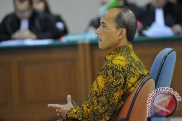 Budi Mulya didakwa korupsi bersama pejabat BI lainnya