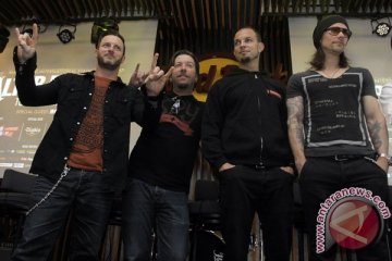 Netral hangatkan konser Alter Bridge di Jakarta