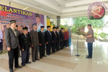 Pelantikan Lembaga Lansia