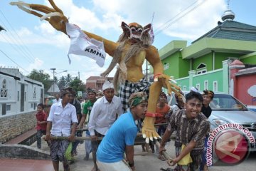Umat Hindu di Palembang arak ogoh-ogoh jelang Nyepi