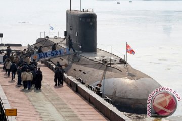 Vietnam terima dua kapal selam kelas Kilo Rusia