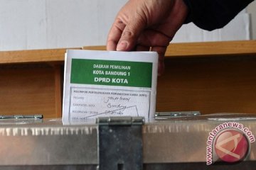 KPU catat partisipasi pemilih pemilu ulang turun 30 persen