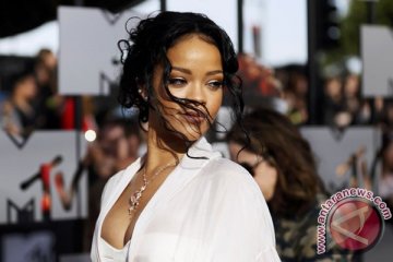 Rihanna dikabarkan syuting film bareng Gambino di Kuba