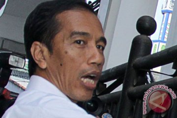 Jokowi bersantai di Waduk Pluit jelang pengumuman KPU
