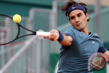Federer mundur dari Madrid Masters demi istri
