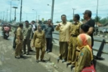 Tinjau Pasar Natar