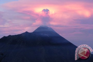 BPPTKG: aktivitas gas Gunung Merapi masih tinggi