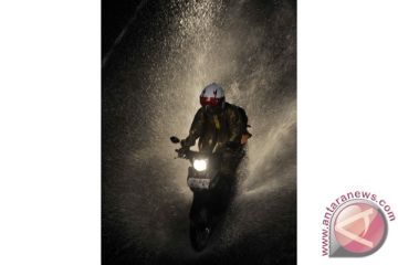 TERGENANG AIR