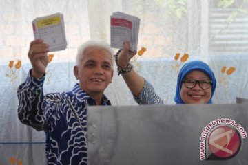 Hatta Mencoblos di Sumsel