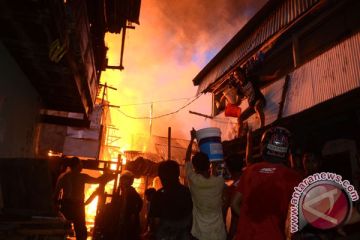 KEBAKARAN PEMUKIMAN WARGA