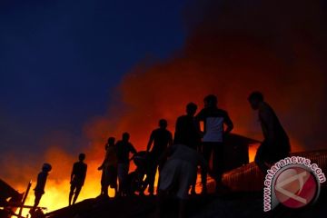 KEBAKARAN PEMUKIMAN WARGA