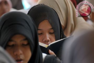 Zikir Jelang UN SMA