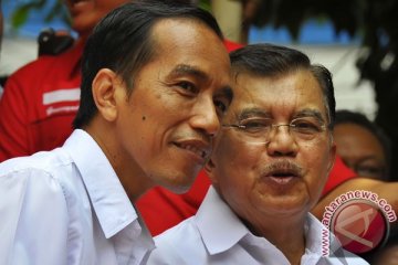 Jokowi-Jusuf Kalla minta penundaan tes kesehatan