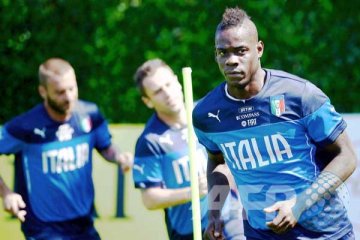 Inggris bukan saingan berat kami, kata Balotelli