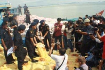 Selundupkan Bahan Peledak/Rusdianto