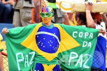 Mayoritas warga Brasil yakin rebut Piala Dunia