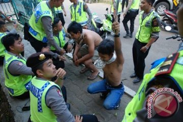 Bentrokan suporter Persitara-warga Ciracas tewaskan satu korban