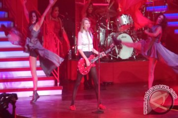 Taylor Swift donasikan keuntungan lagu "Welcome To New York"