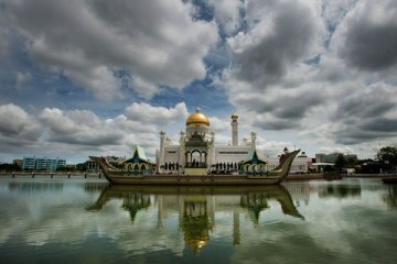 Para pahlawan devisa di Bandar Seri Begawan