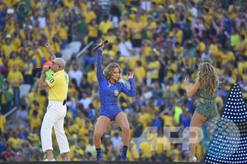 Lagu "We Are One" meriahkan pembukaan Piala Dunia