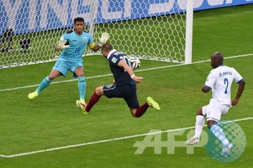 Dominasi Benzema antar Prancis menang 3-0 atas Honduras