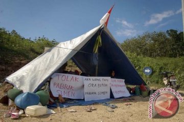 Warga Rembang tagih janji Jokowi