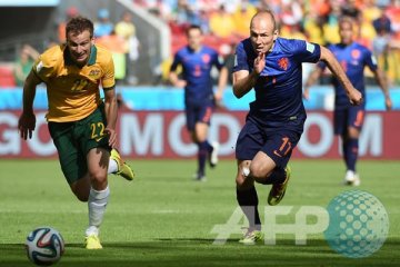 Robben dan Cahill cetak gol, kedudukan 1-1