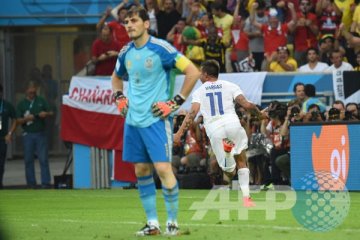 Chile ungguli Spanyol 2-0 di babak pertama