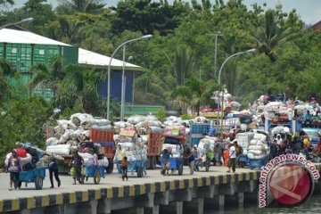 Warga perbatasan pindah ke Malaysia karena ekonomi